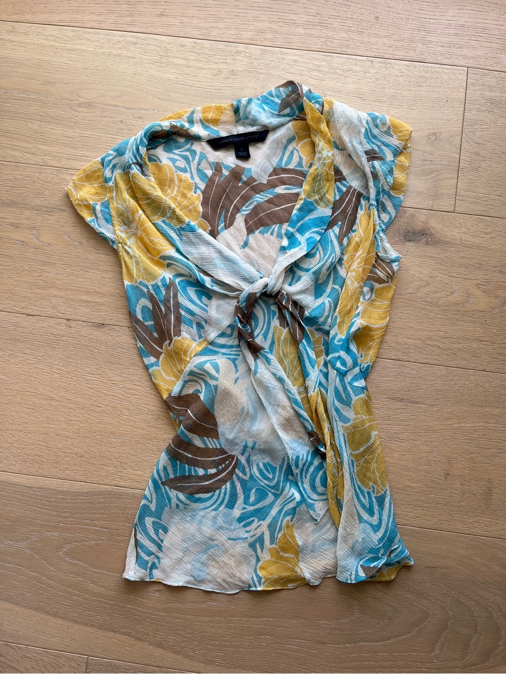 90s 100% Silk Express Design Studio Sheer Cap Sleeve Tie Pussybow Blouse